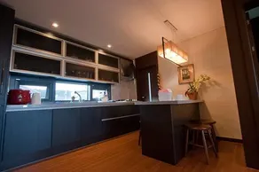Bauhaus Penstion - Image 5