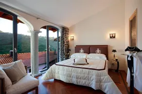 Quisigusta Miraval Suites B&B - Image 5