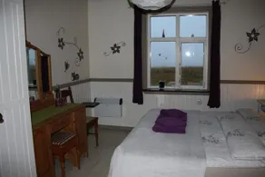 Julia's Guesthouse B&B - Image 4