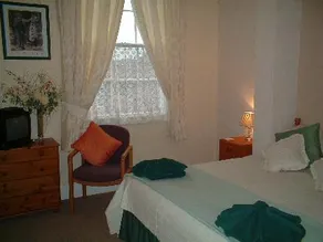 St Paul's Lodge - Image 2