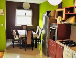 Green House Apartment - Image 2