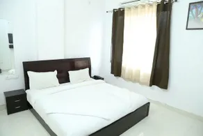 Hotel Palace On The Way - Image 3