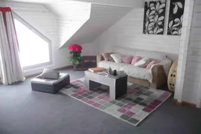Les Cabanes De Pareloup - Image 2