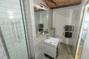 Sycamore Suites - Image 4