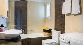 Athinais LAK Villa - Image 5