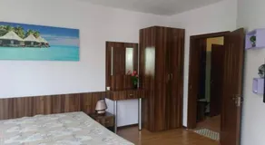 Private Apartment - Sunny House - Image 2