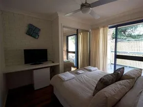 Belongil Beach Apartment - Image 5