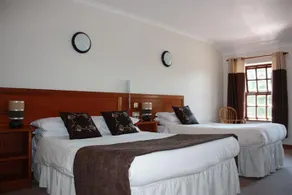 The Rising Sun Guesthouse Bar & Restaurant - Image 2