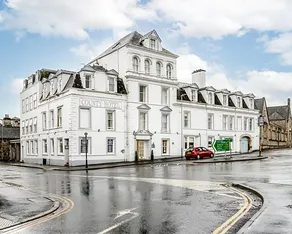 County Hotel - Image 2