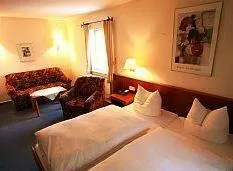 Hotel Schloß Gattendorf - Image 2