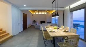 Rachi Sea View Blue Villa - Image 5