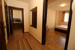 Tryavna Lake Apartment - Image 4