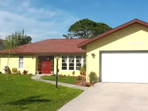 Venice Euclid Home 3 Br home by RedAwning - Image 2