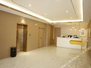 Grace Inn Yuncheng Bus Station - Image 5
