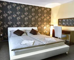 Hotel Relax - Image 2