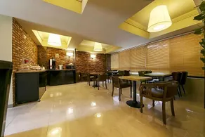 Doking Hotel - Image 5