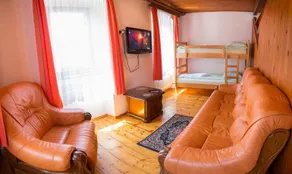 Guest House Gosti če Gačnk V Logu - Image 3