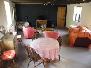 The Barn Beguildy - Image 2