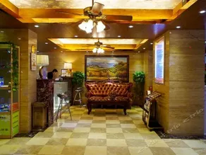Yijia Lijing International Hotel- Xinjiang - Image 4