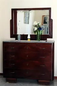 Apartments and Rooms - Image 4