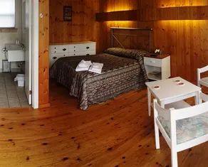 The Waterfront Motel - Image 4