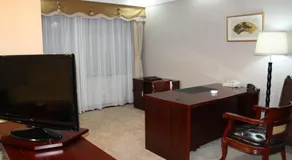 Financial Hotel - Image 2