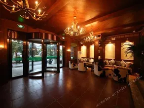 Yake Xiaozhen Holiday Hotel (Changchun Zhongri Lianyi Hospital) - Image 3
