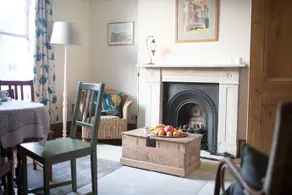 Large 3 Bed Garden Flat in Chiswick - Image 1
