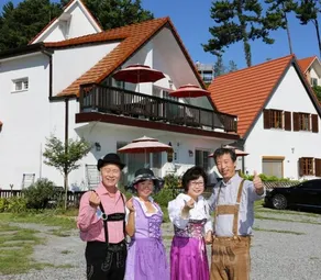 Germany Village Munich House - Image 2