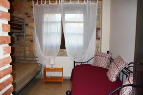 Stonehouse Ioannis - Image 3