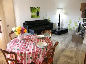 Rome In Green Apartment - Image 5