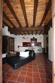 River House - Image 4