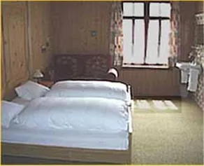 Hotel Posthaus Urigen - Image 2