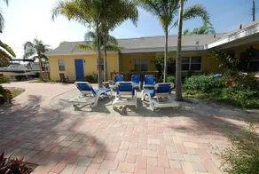 Banana Bay Club - Beach Villas - Image 4