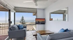 Dolphin Court 4 - Image 4