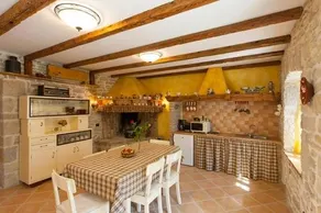 House Franz 452 - Image 2