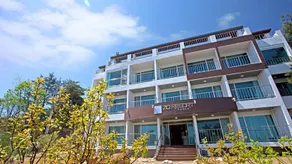 Zio Resort - Image 2