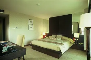 Gardengrove Suites - Image 3