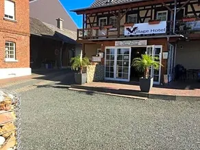 Village Hotel - Image 2