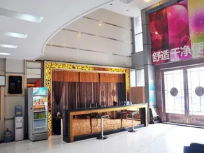 XINCHI HOTEL - Image 4