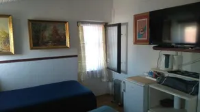 Deni Guest House - Image 4