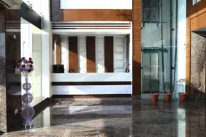 FabHotel Chandigarh Airport - Image 2