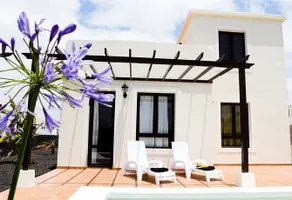 Villas Janubio - Image 2