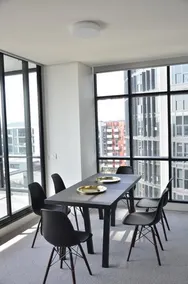 High-end Apartment with City View - Image 5