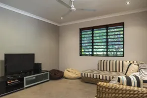 Trito - Luxury Holiday House - Image 5