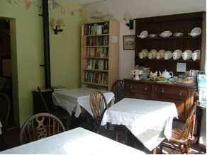 Chestnuts Bed & Breakfast - Image 4