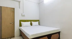 SPOT ON 41628 Hotel Bharat - Image 4