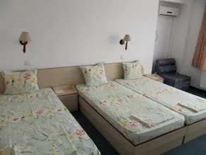 Family Hotel Lipite - Image 3