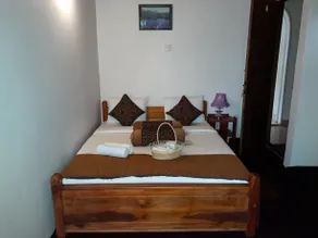 Bezel Bungalow - Image 4