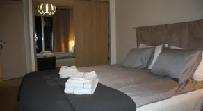 Very Central apartment with Terrace - Image 5